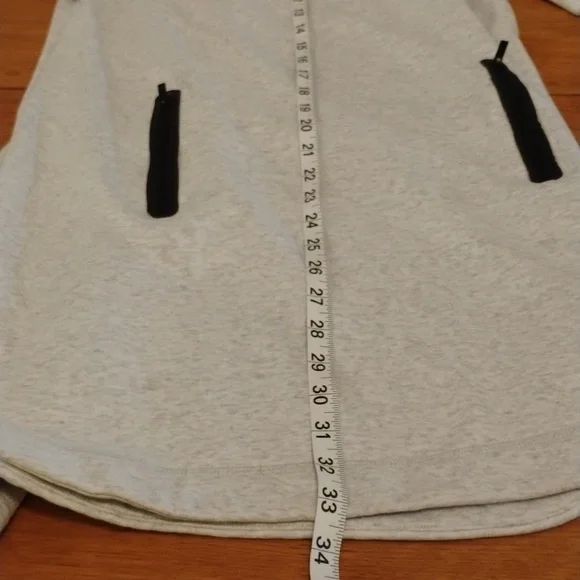 Athleta Size Medium Hooded Sweatshirt Dress.. Supercute For Spring! - Picture 12 of 15